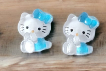 Kitty Studs