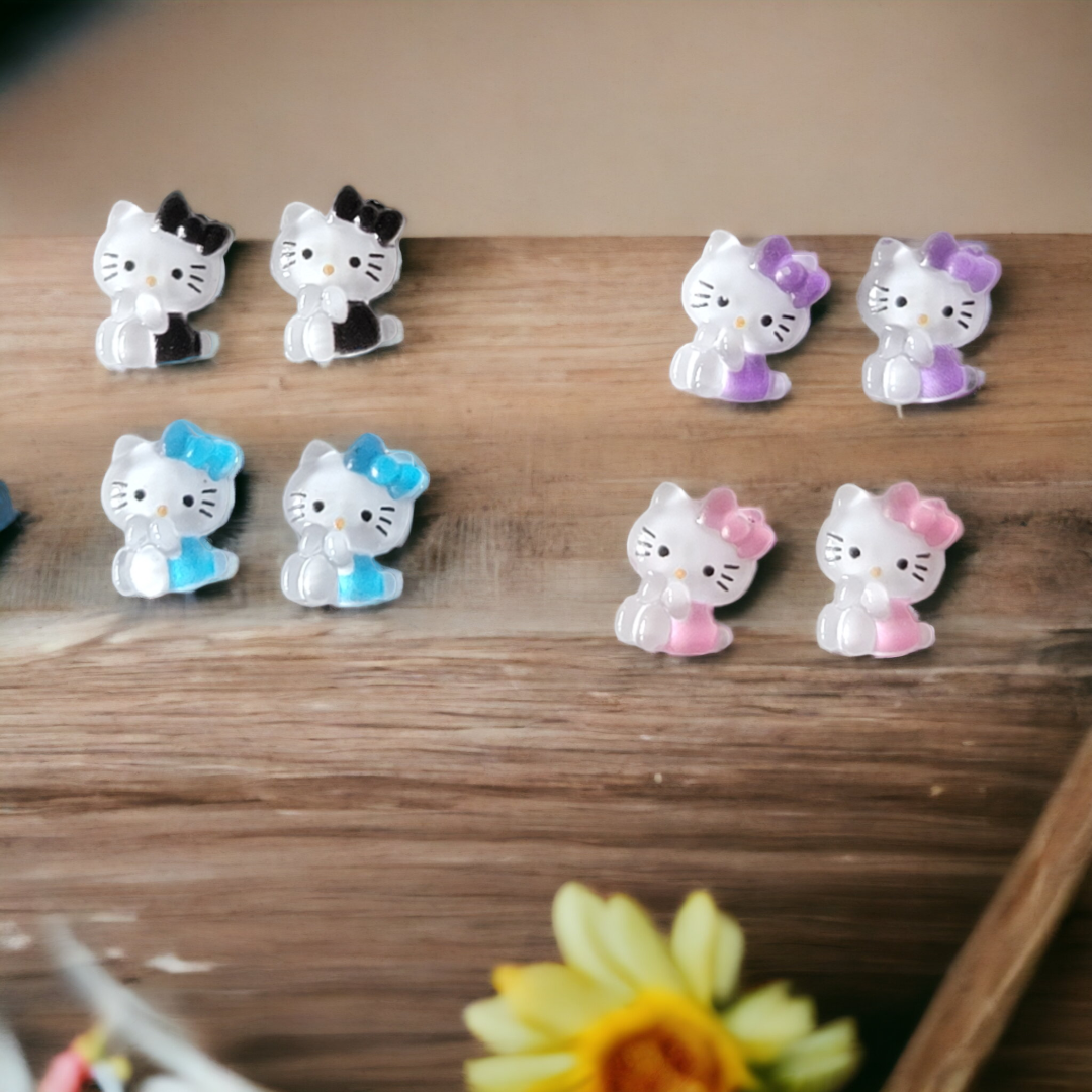 Kitty Studs