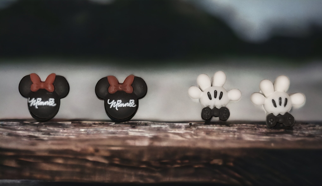 Minnie Series Studs