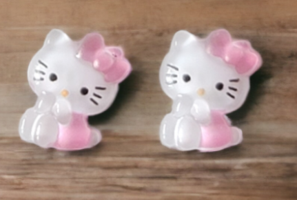 Kitty Studs